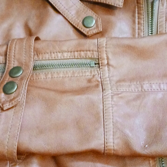 Jacket - Picture 5 of 9